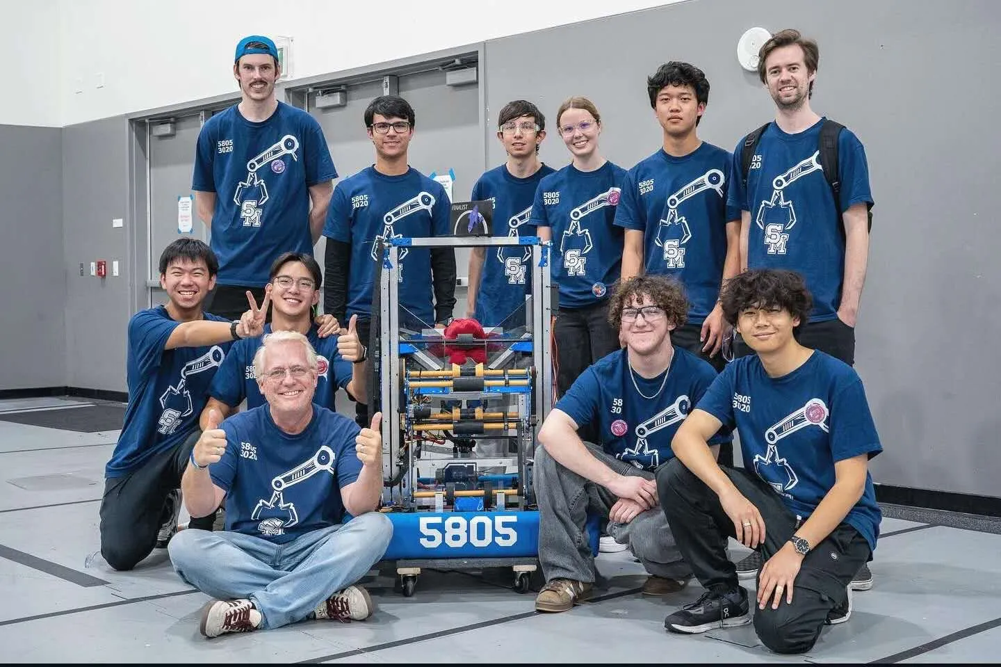 Team 5805 with Numbers in the pit
